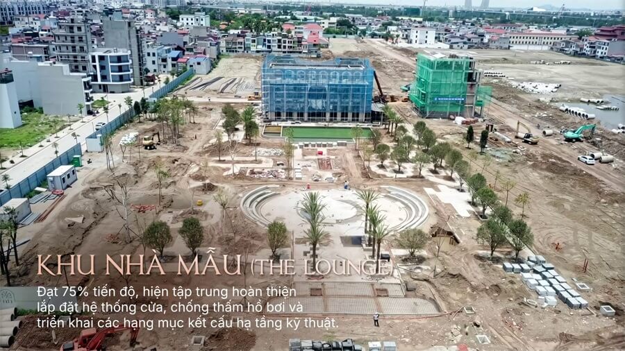 Cảnh quan bên ngoài khu nhà mẫu cũng dần hình thành